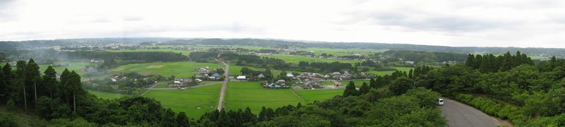万木城跡公園の展望台より望む田園