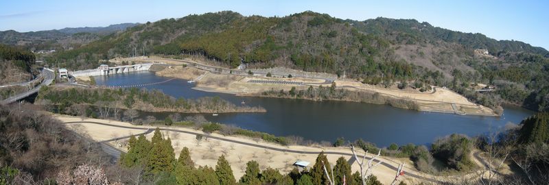笹川湖展望台より 片倉ダム・笹川湖