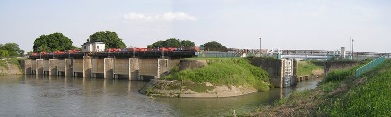 関宿水閘門
