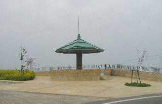 gkW]