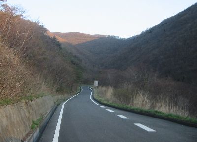 御霊櫃林道 御霊櫃峠より西側