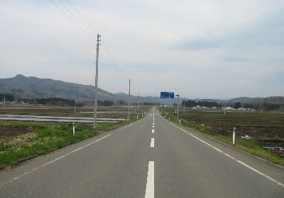 柳津町郷戸の農道
