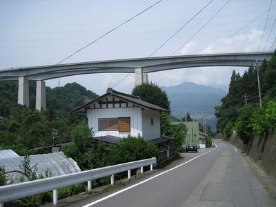 i싴@