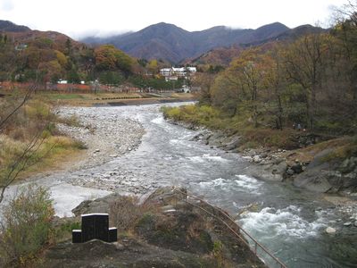J㗬
