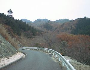 国道421号 峠の西