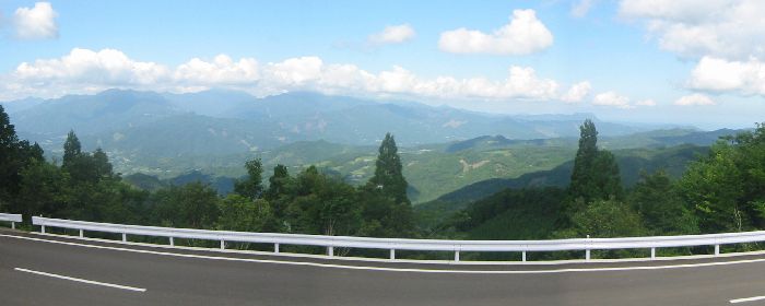 山神展望台より東方向を望む