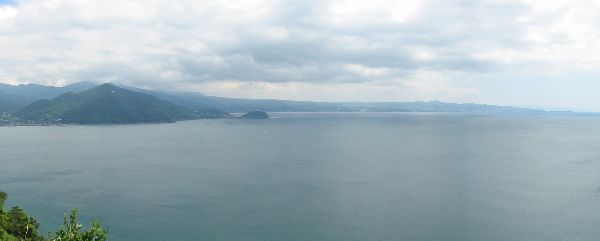 愛野展望台から島原半島を望む