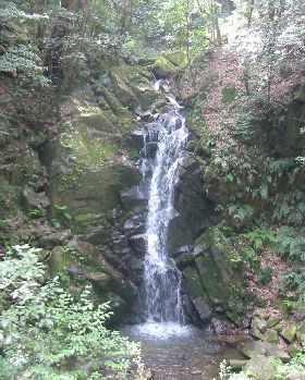 鶯の滝