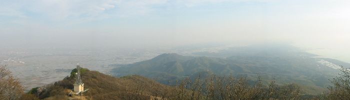 弥彦山 山頂より