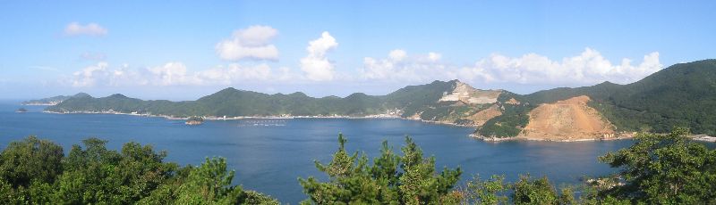 四浦展望台より望む四浦半島先端部