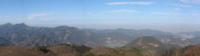 城峯山頂からの北方面の眺め
