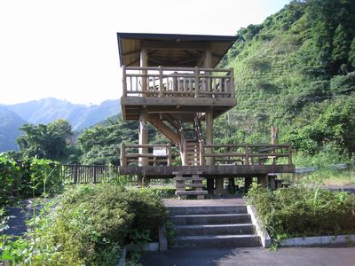 松田川ダム下流の展望台