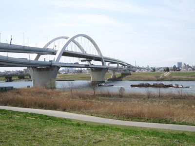 首都高速 C2中央環状線 五色桜大橋