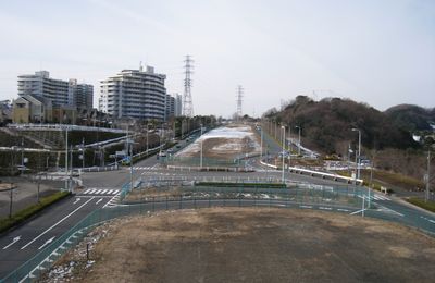 南多摩尾根幹線道路 稲城市 稲城中央公園交差点