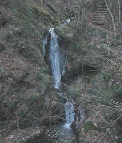 白岩の滝? 下から3つ目