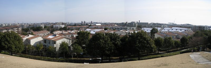 鶴牧東公園より東方向