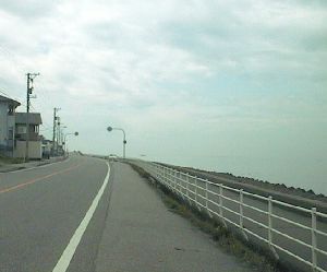 県道2号 魚津生地入善線 蜃気楼ロード