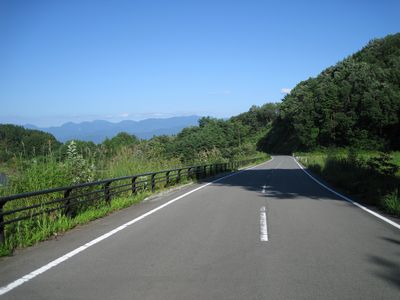 紅はなの丘広域農道 山辺町大蕨 玉虫沼の東