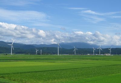 最上川橋より望む、ウィンドファーム立川