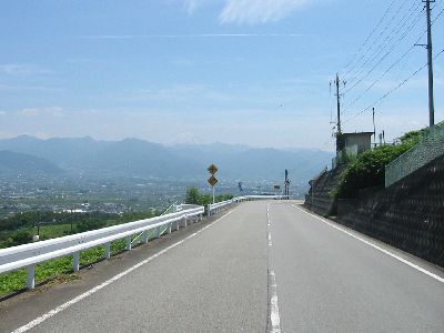 東山広域農道 フルーツライン フルーツ公園の南